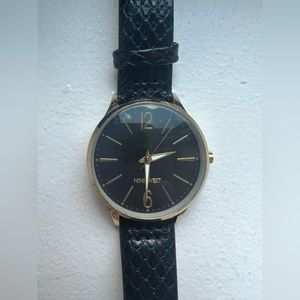 Nine West women’s watch